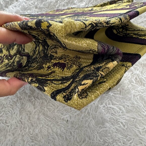 CHRISTIAN DIOR Canvas Embroidered Medium Dioriviera Toile De Jouy Book Tote Mult - Picture 10 of 13